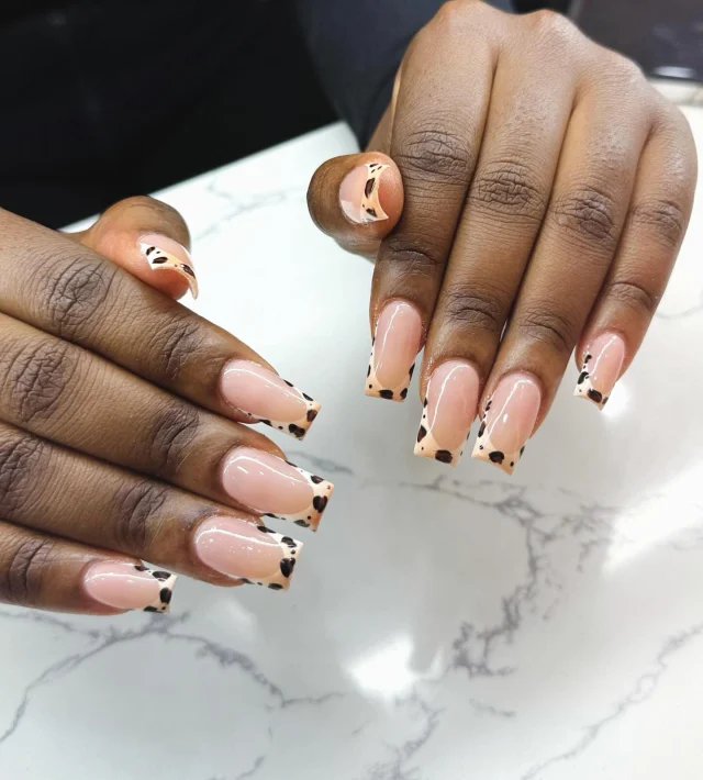 Soft glam with a wild side 🐆💅🏾

Book now at: https://gemmanailsspa.ca

#NailInspo #NailDesigns #AcrylicNails #GelNails #leopardnails