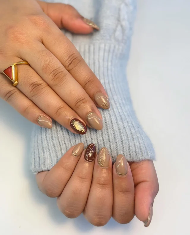 Minimal, but make it luxe ✨

Book now at: https://gemmanailsspa.ca
#nailart #gelnails #naildesign #nailinspo #nailsofinstagram