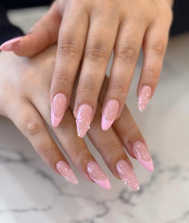 French tips, but make them extra pretty 🌷

Book now at: https://gemmanailsspa.ca

#PinkNails #FrenchTipNails #NailInspo #NailArt #SpringNails