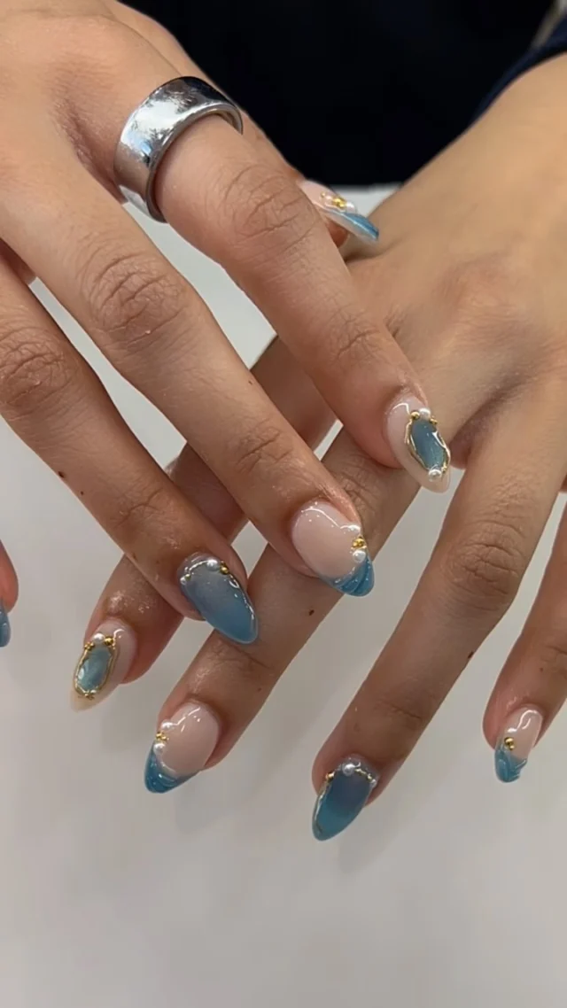 Book now at: https://gemmanailsspa.ca

#nailsinspo 
#missisauganailsalon
#summernailsinspo 
#torontonailtech 
#cateyenails