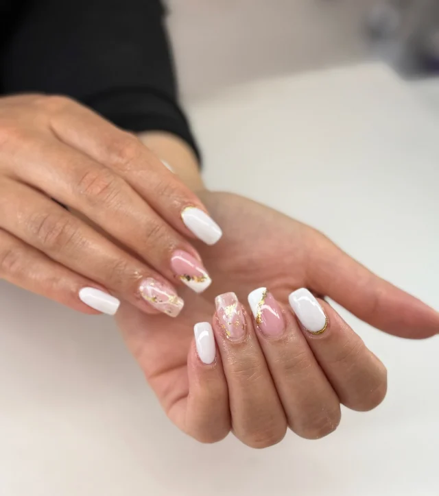 Clean white nails with the sweetest pink and gold accents ✨

Book now at: https://gemmanailsspa.ca

#NailInspo #WhiteNails #PinkNails #GoldFoilNails #ClassyNails