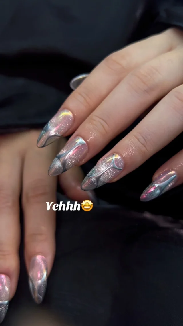 Book now at: https://gemmanailsspa.ca

#nailsinspo 
#missisauganailsalon
#summernailsinspo 
#nailart 
#GemmaNailsSpa